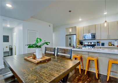 1839 Green Street - 106