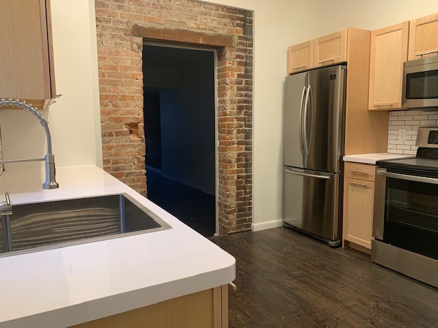 921 N 3rd St - 2