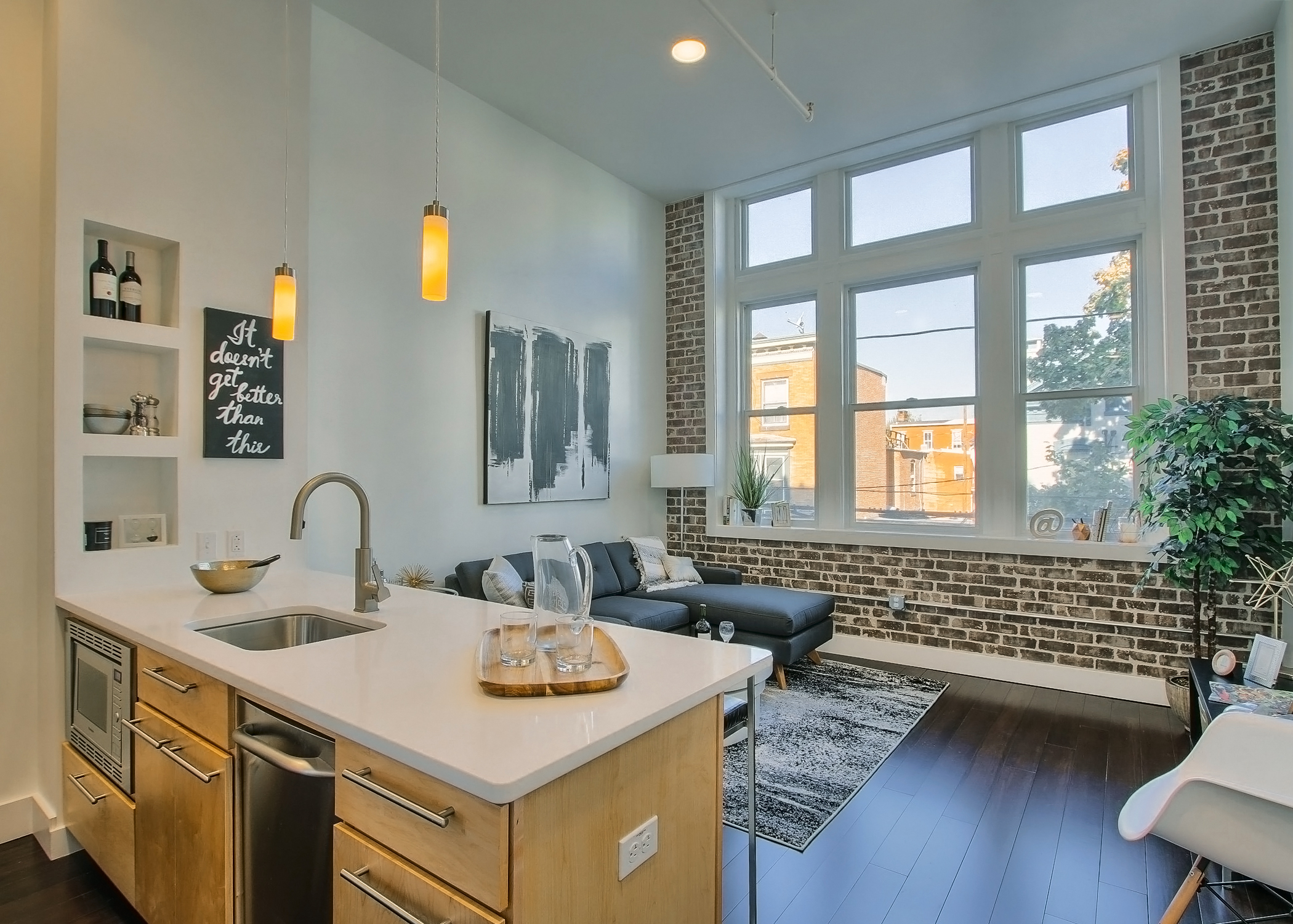 922 N 3rd St, Apt 308