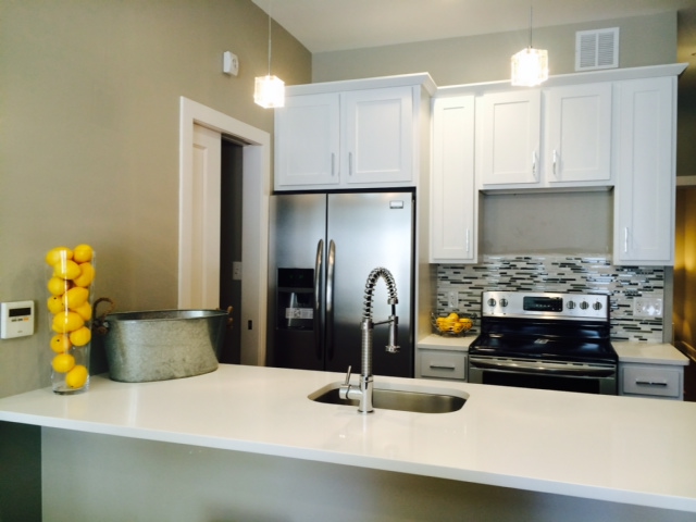 130 Locust St , Apt 3